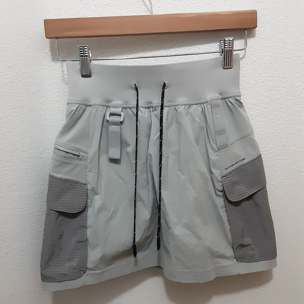 lululemon athletica Gray Utility Skirt
